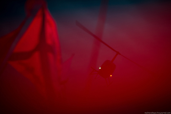 Земфира на вертолете