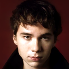 Денис Власенко