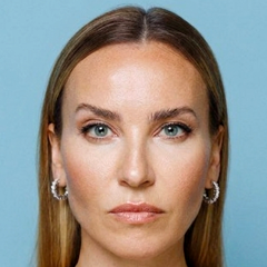 Юлия Александрова