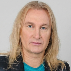 Александр Иванов